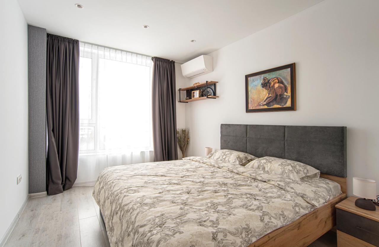Sunny & Stylish Brand New 2Bdr Apartment + Parking Sofia Exterior photo